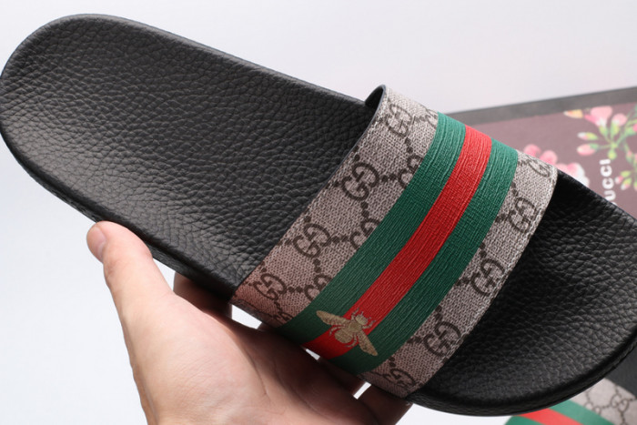 Gv*c sandals