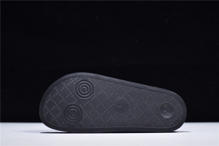 Gv*c sandals