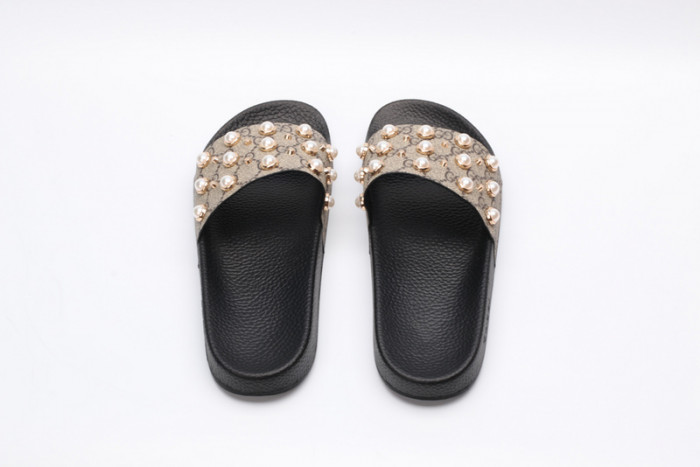 Gv*c sandals