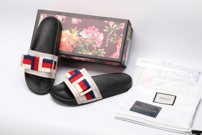 Gv*c sandals