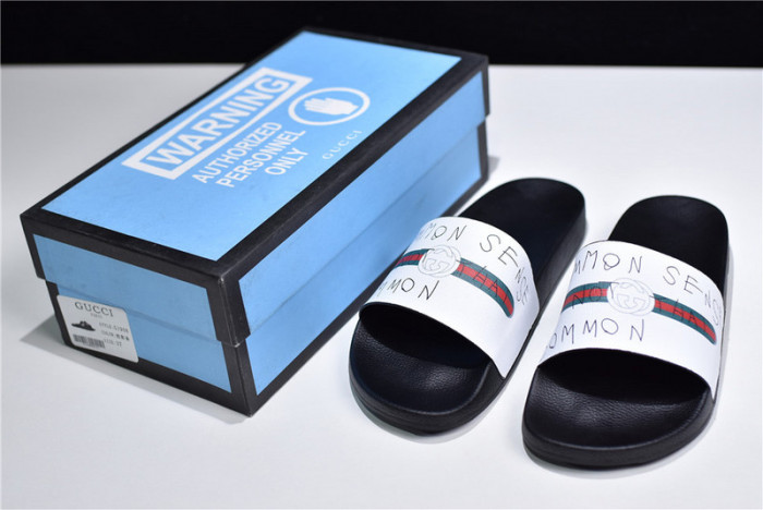 G*u*i sandals