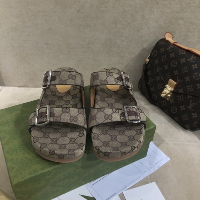Gv*c sandals