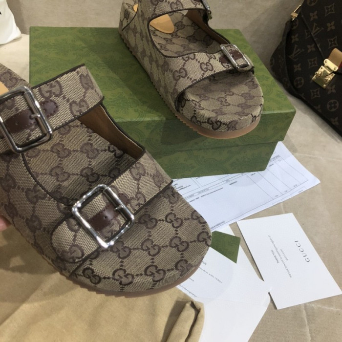 Gv*c sandals