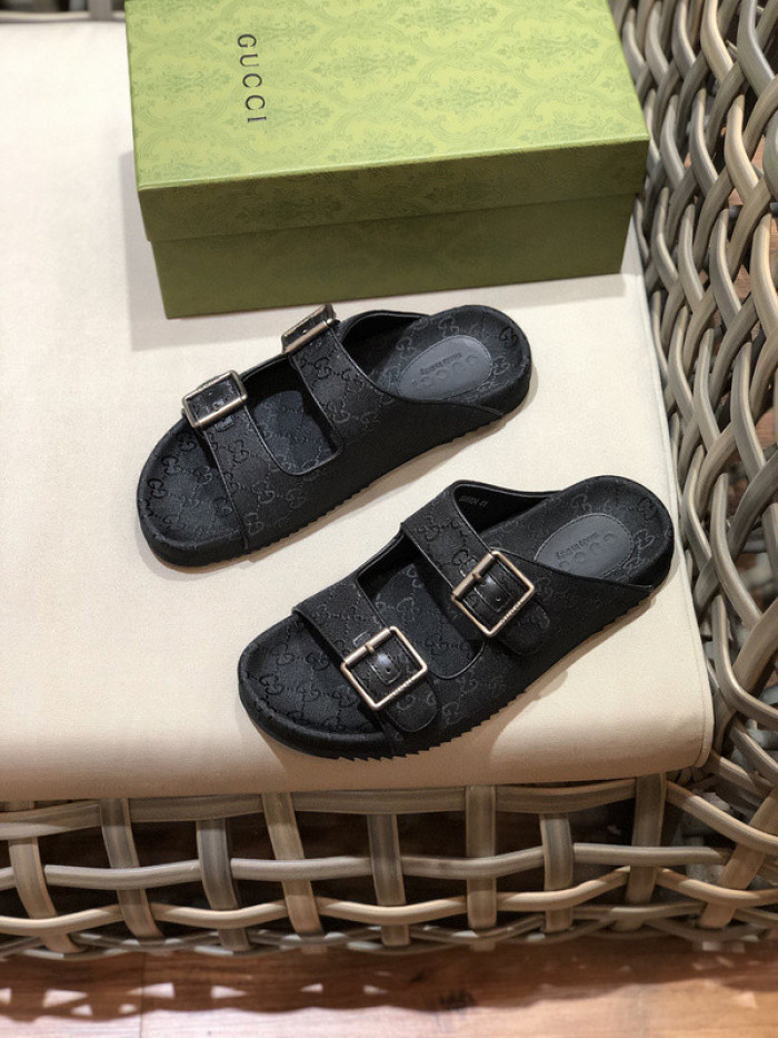 Gv*c sandals