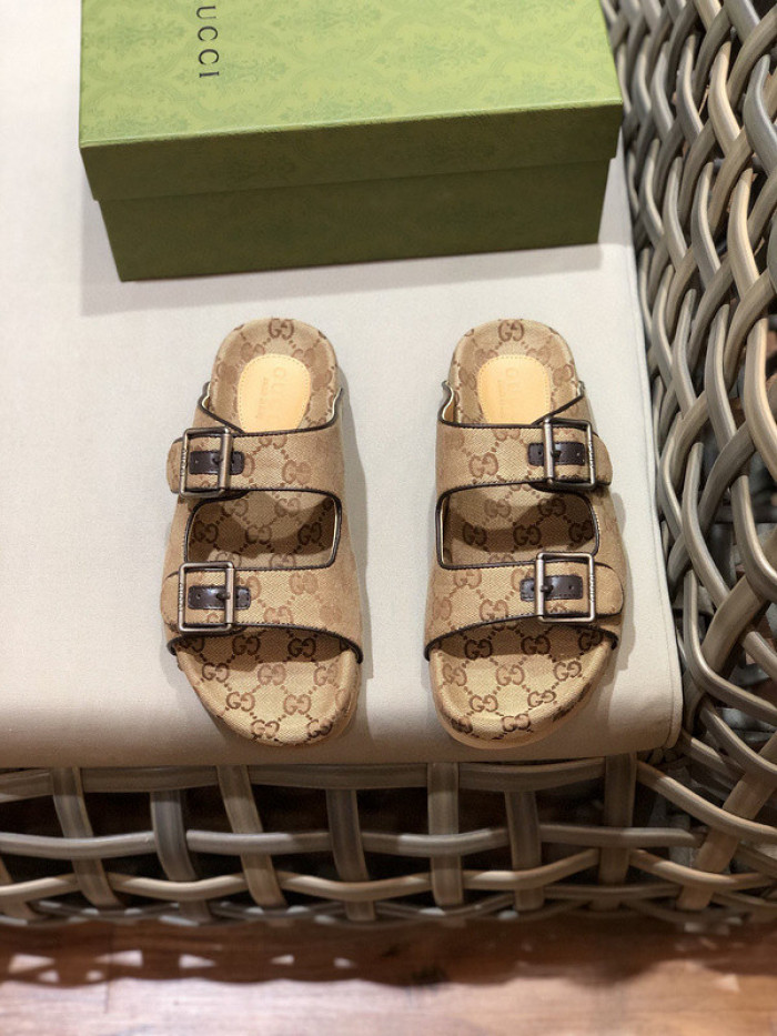 Gv*c sandals
