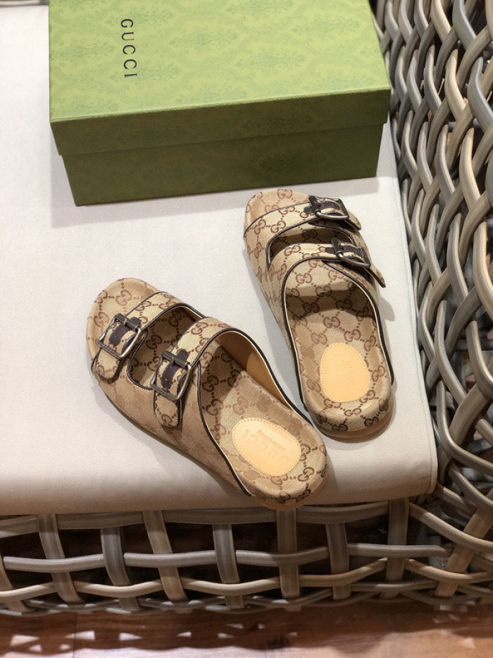 Gv*c sandals