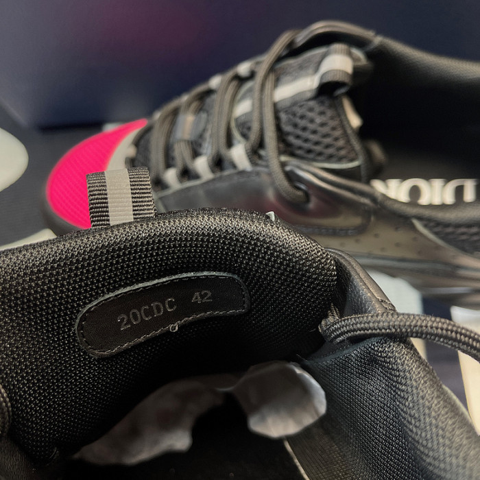 D10r b22 sneakers