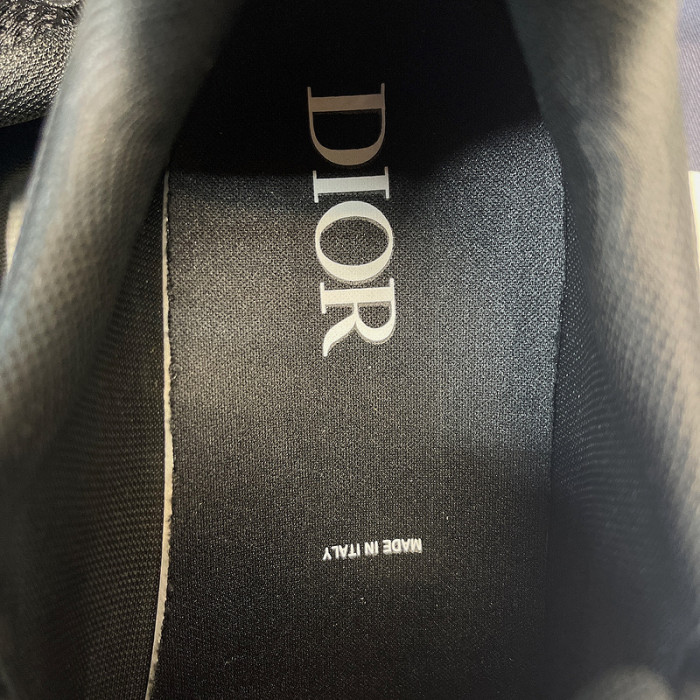 D10r b22 sneakers