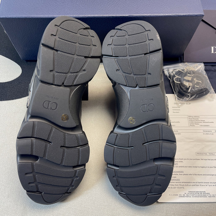 D10r b22 sneakers