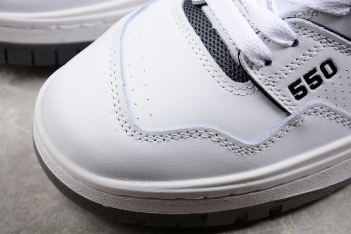 new Ba1an*e 550 white grey dark grey bb550wtg
