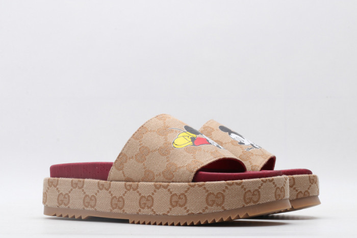 Gv*c sandals