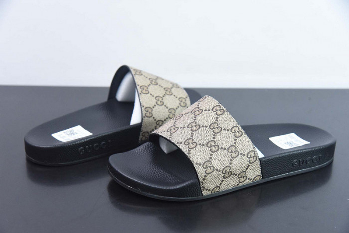 Gv*c sandals