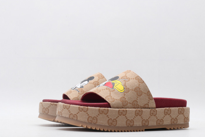 Gv*c sandals