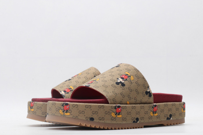 Gv*c sandals
