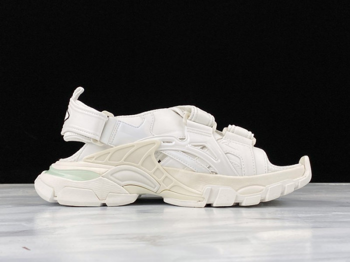 blcg track sandal white (w) 617543w2cc19000
