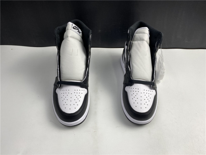air jordan 1 retro black white (2014) 555088-010