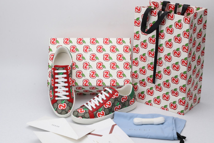 Gvc*1 ace sneaker