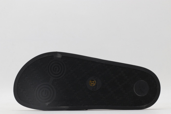 Gv*c sandals
