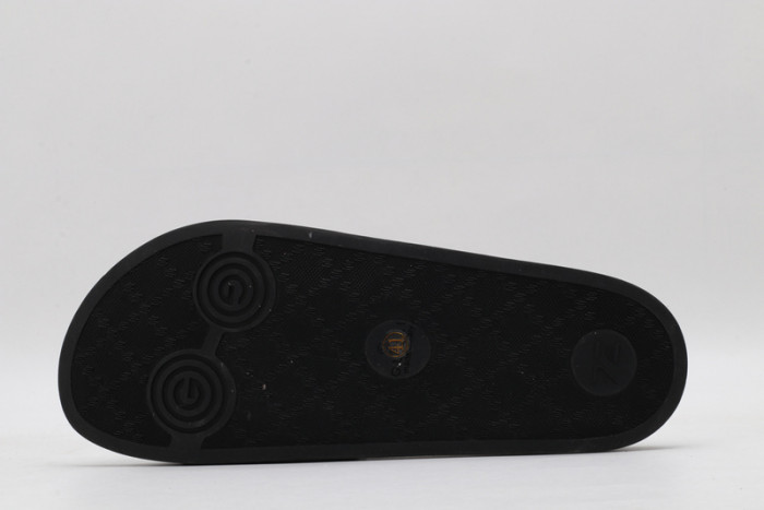 Gv*c sandals