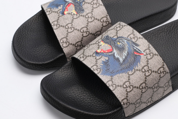 Gv*c sandals