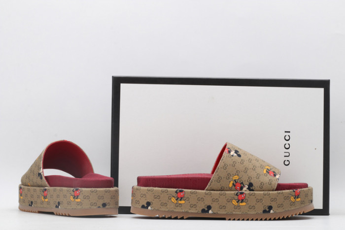 Gv*c sandals