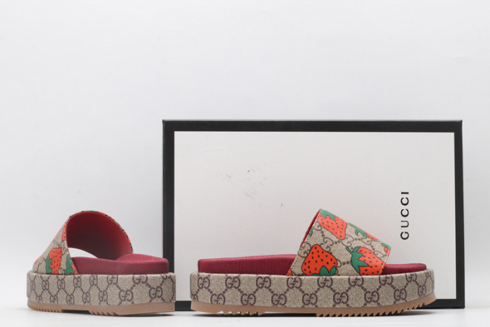 Gv*c sandals