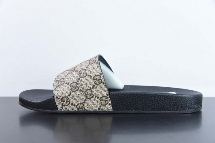 Gv*c sandals