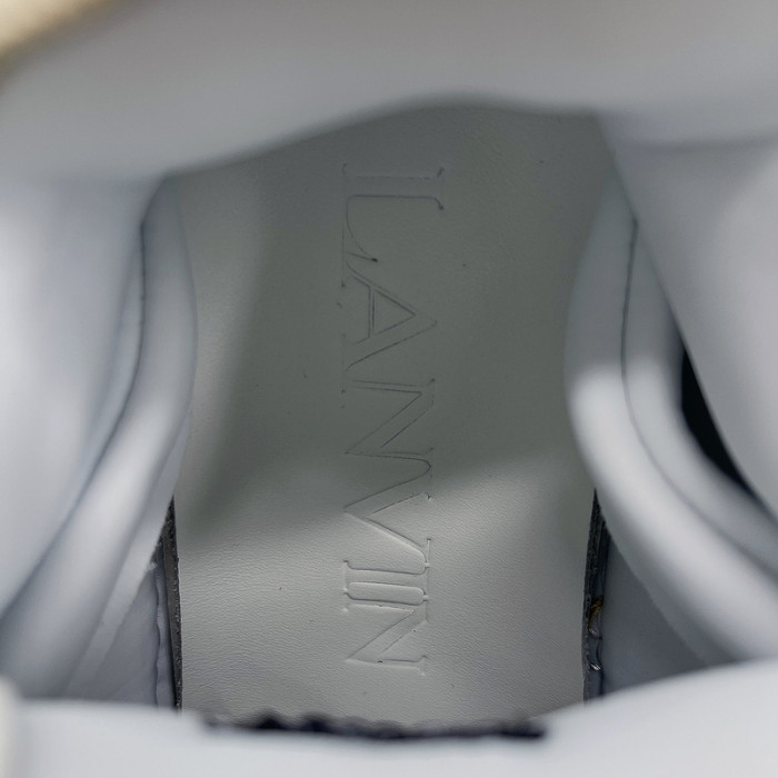Lanu1n sneakers