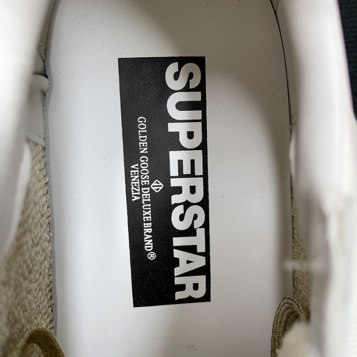 golden goose sneaker