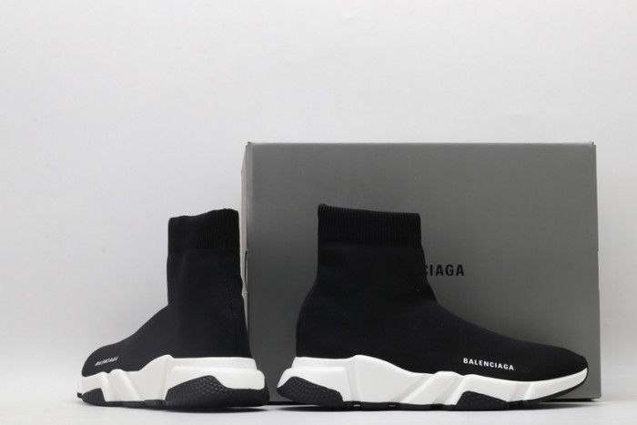 Ba*len*cia*ga speed sneaker
