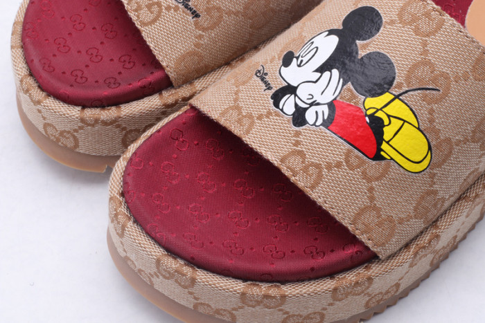 Gv*c sandals