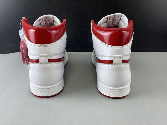air jordan 1 retro metallic red (2017) 555088-103