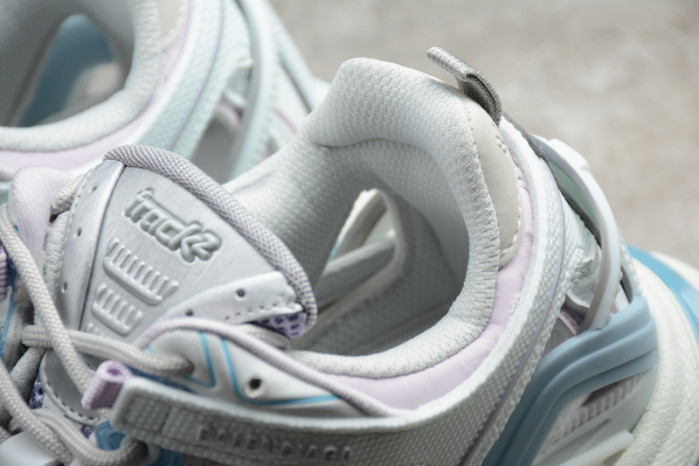 blcg track.2 white light blue 568615-w2gn3-9045
