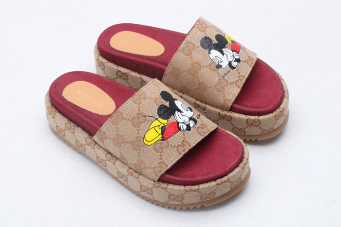 Gv*c sandals