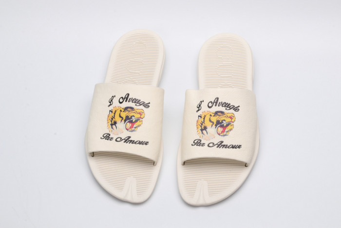 Gv*c sandals