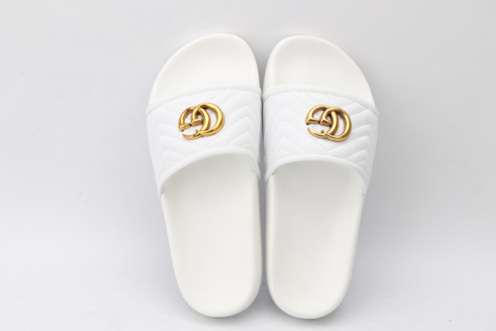 Gv*c sandals