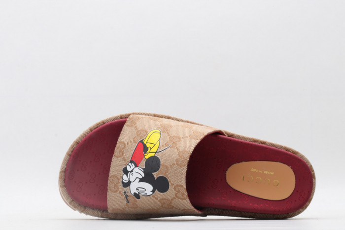 Gv*c sandals