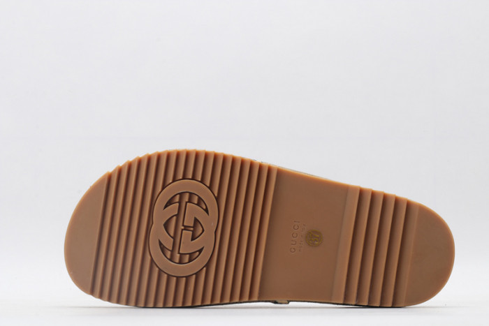 Gv*c sandals