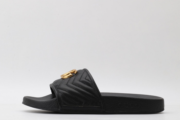 Gv*c sandals
