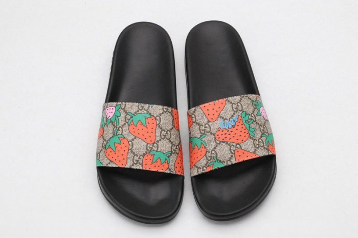 Gv*c sandals