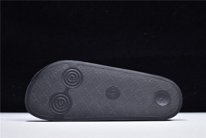 Gv*c sandals