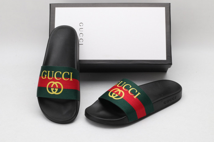 Gv*c sandals