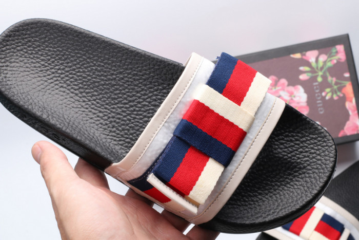 Gv*c sandals