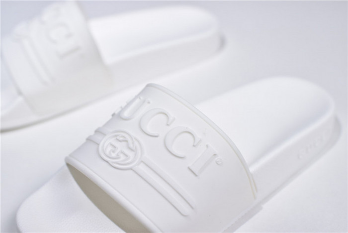 Gv*c sandals