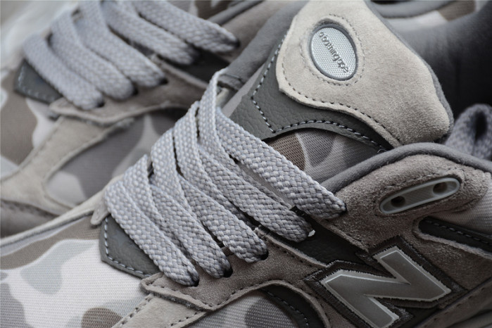 new Ba1an*e 2002r bape grey m2002rbg