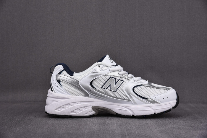 new Ba1an*e 530 white silver navy mr530sg
