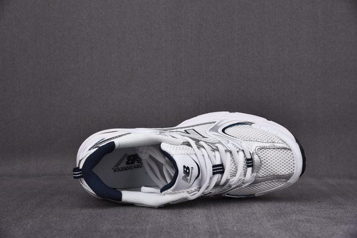 new Ba1an*e 530 white silver navy mr530sg